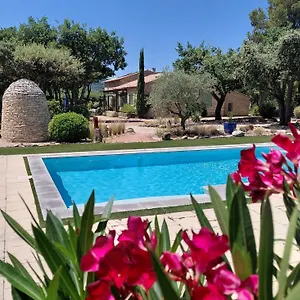 Mas Val-chenaie Bed & Breakfast